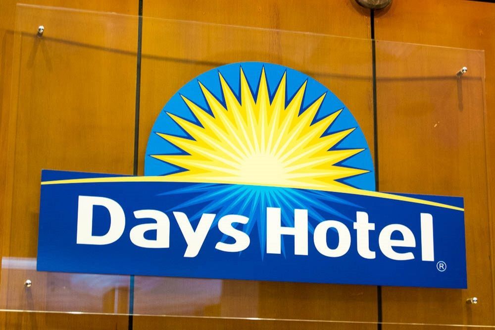Happy Days Hotel Manáma Exteriér fotografie